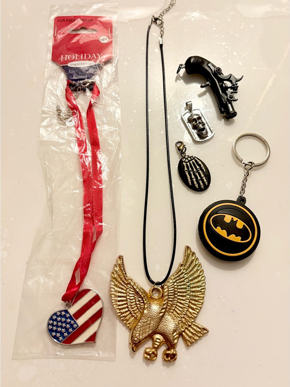 Bundle of 6pc Necklaces Pendants & Keychains NWOT